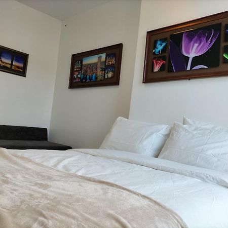 Paris Tourist Apartment, France ستينس المظهر الخارجي الصورة