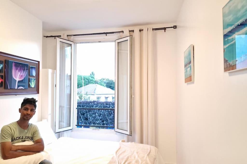 Paris Tourist Apartment, France ستينس المظهر الخارجي الصورة