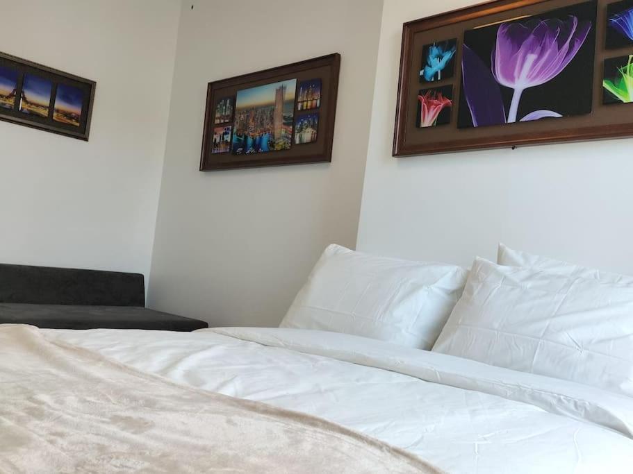 Paris Tourist Apartment, France ستينس المظهر الخارجي الصورة